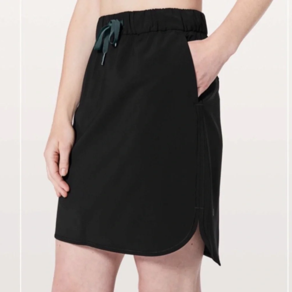 Lululemon Black Skirt with Drawstring